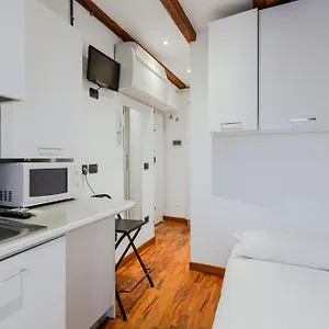 Sant Ambrogio Lovely Flat Appartement Milan